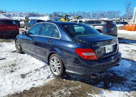 2014 Mercedes-Benz C 300 Sport 4Matic из США, поврежденный, VIN WDDGF8AB8ER323040